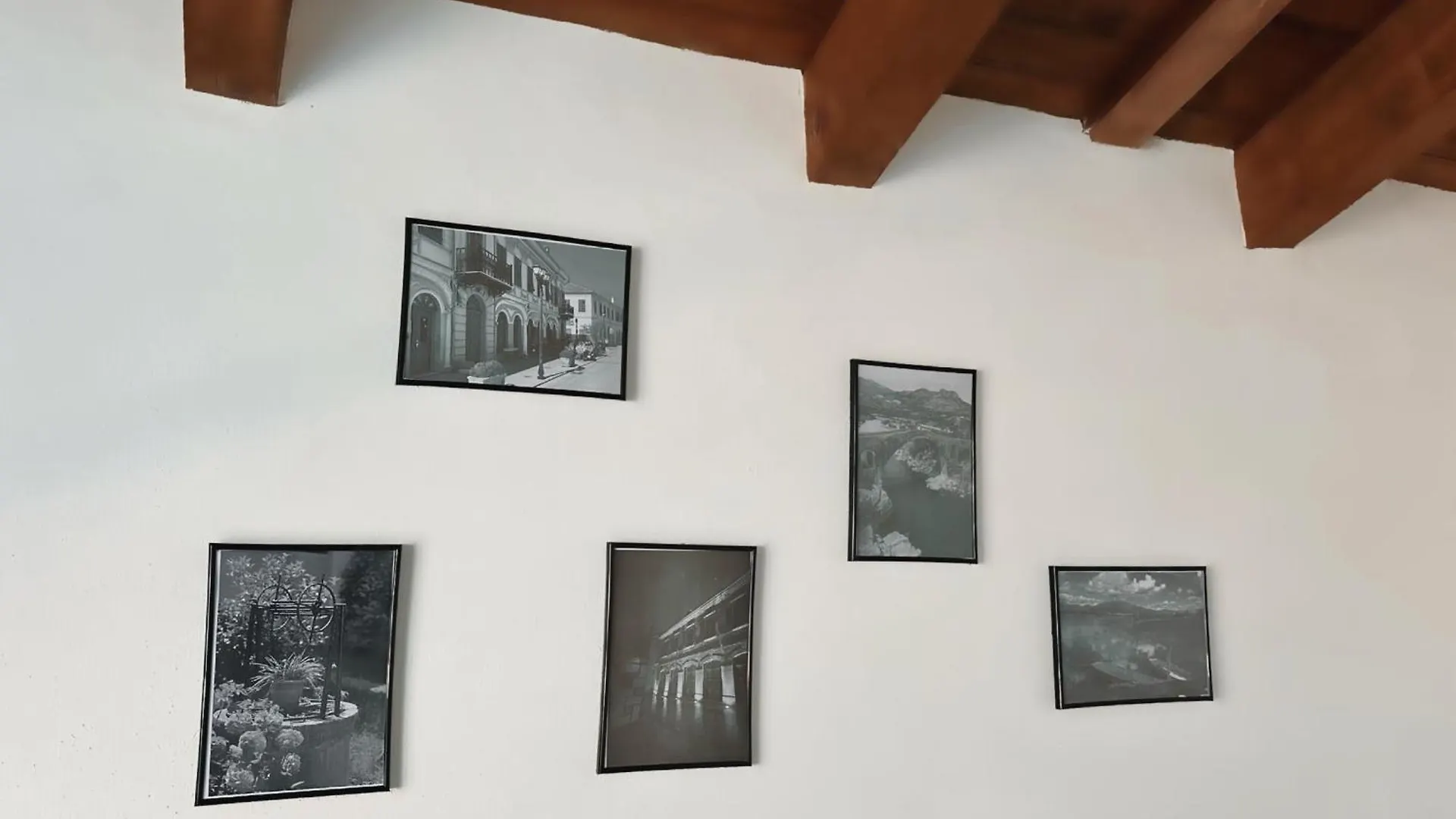 Js House Shkoder 1公寓