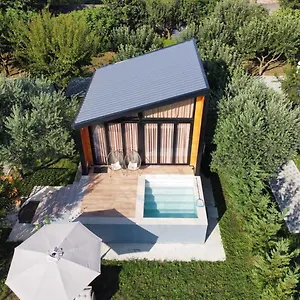 Villa Teverde, Shkoder